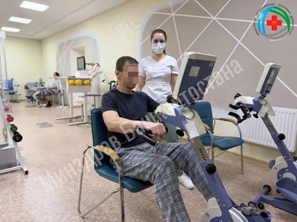 Врачи госпиталя ветеранов войн вернули участнику СВО возможность передвигаться самостоятельно